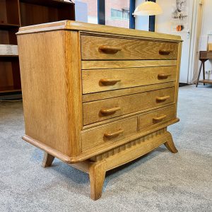 vintage chest of drawers oak beautiful condition 87 wide